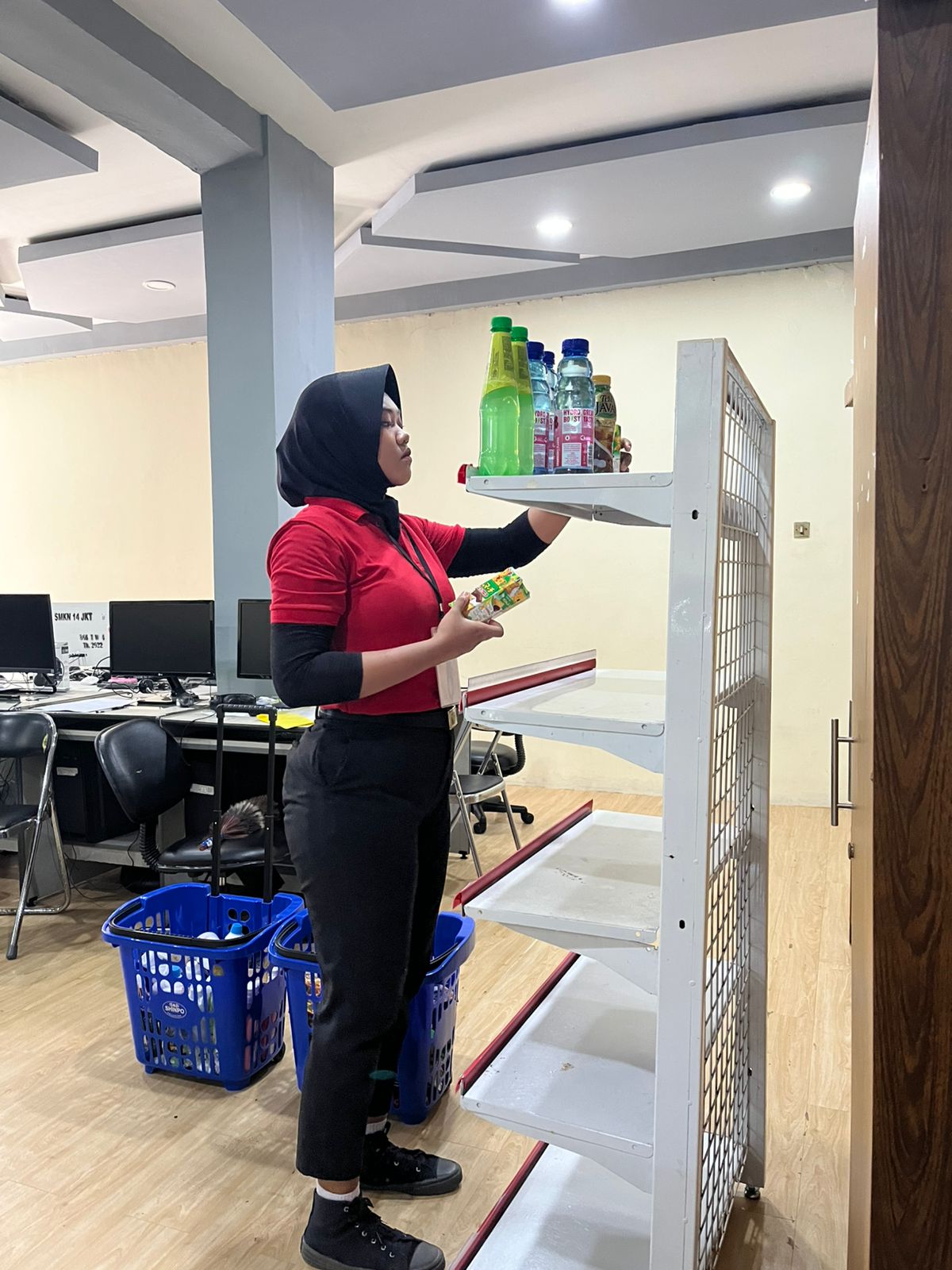 TRY OUT 1 JURUSAN BISNIS RITEL - Foto 2